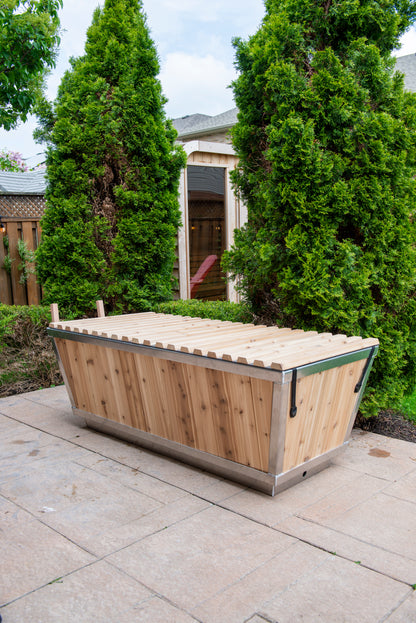 The Polar Plunge Tub